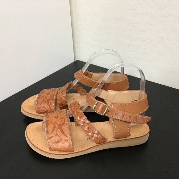 Cucos Girls Leather Sandals Braided Strap Adjustable Buckle Size 4Y (Approx) - Picture 4 of 14